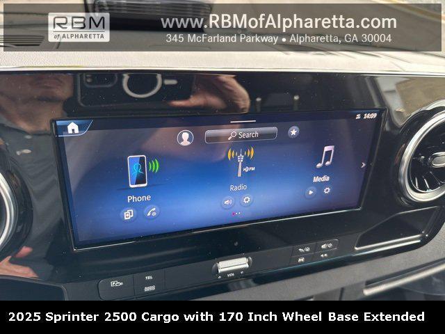 new 2025 Mercedes-Benz Sprinter 2500 car