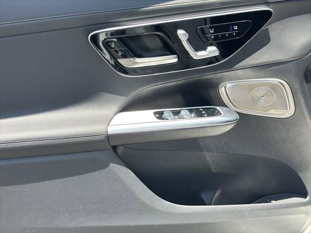 new 2025 Mercedes-Benz GLC 300 car, priced at $70,045
