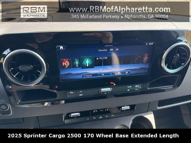 new 2025 Mercedes-Benz Sprinter 2500 car