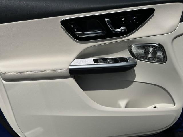 new 2025 Mercedes-Benz GLC 300 car, priced at $58,735
