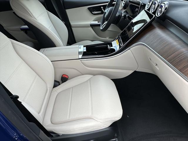 new 2025 Mercedes-Benz GLC 300 car, priced at $58,735