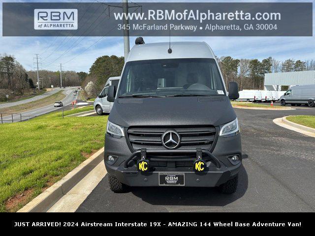 new 2022 Mercedes-Benz Sprinter 2500 car