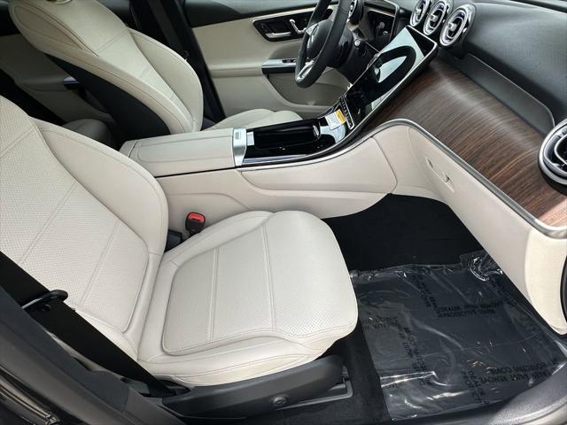 new 2025 Mercedes-Benz GLC 350e car, priced at $67,725
