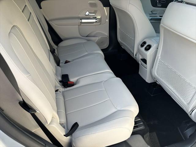 new 2025 Mercedes-Benz GLB 250 car, priced at $52,265