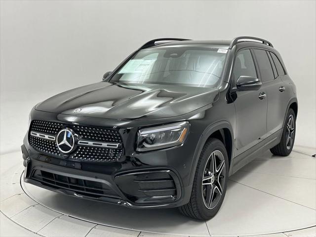 new 2024 Mercedes-Benz GLB 250 car, priced at $52,090