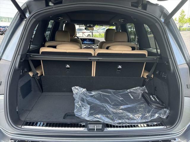 new 2025 Mercedes-Benz GLS 580 car, priced at $125,455