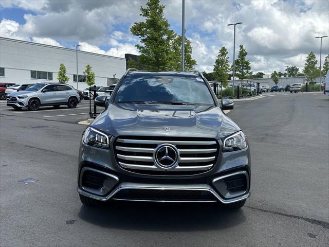 new 2025 Mercedes-Benz GLS 580 car, priced at $125,455