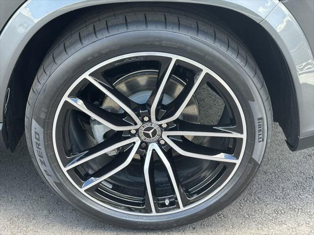 new 2025 Mercedes-Benz GLS 580 car, priced at $125,455