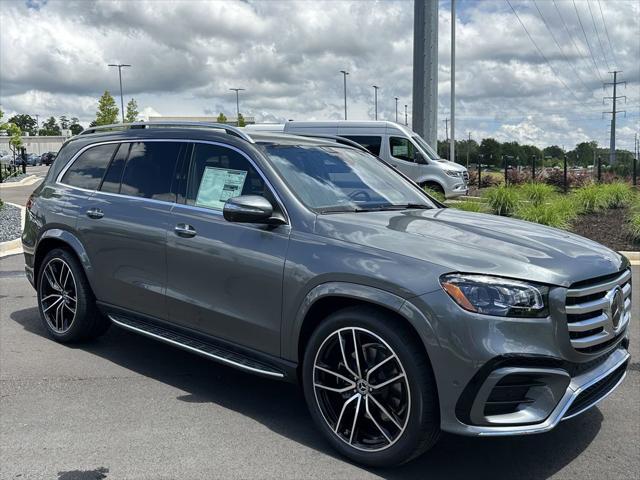 new 2025 Mercedes-Benz GLS 580 car, priced at $125,455