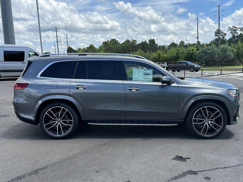 new 2025 Mercedes-Benz GLS 580 car, priced at $125,455