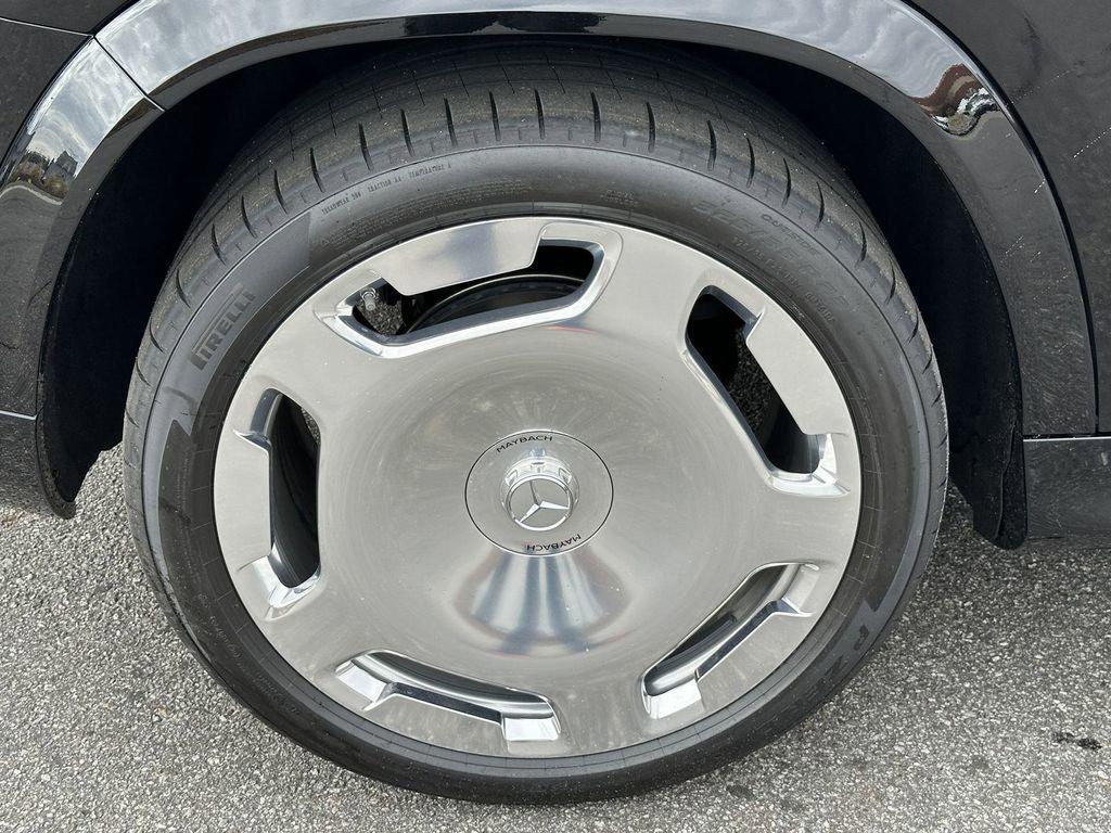 new 2025 Mercedes-Benz Maybach GLS 600 car, priced at $204,445