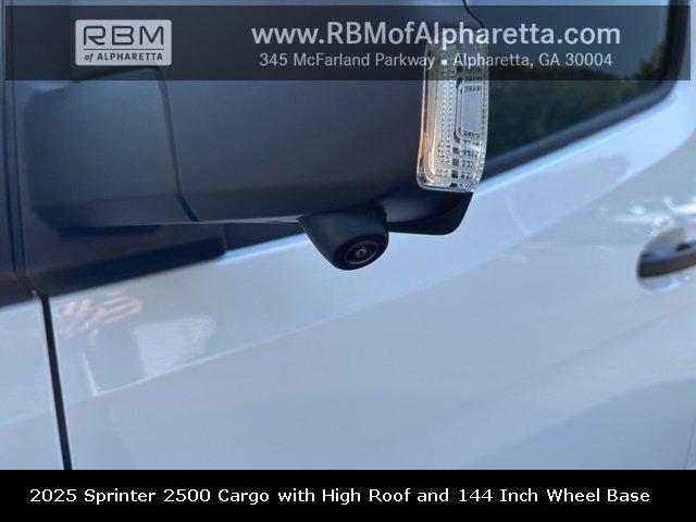 new 2025 Mercedes-Benz Sprinter 2500 car