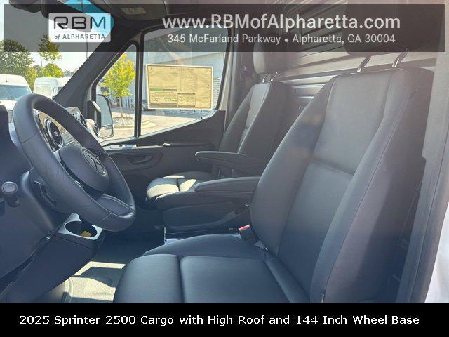 new 2025 Mercedes-Benz Sprinter 2500 car
