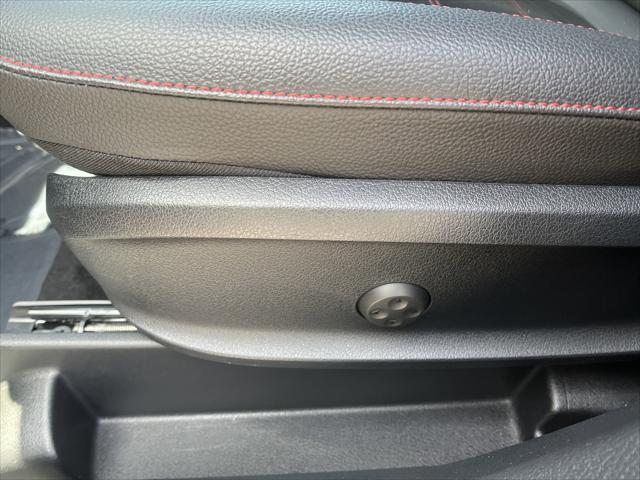 used 2024 Mercedes-Benz GLB 250 car, priced at $40,998