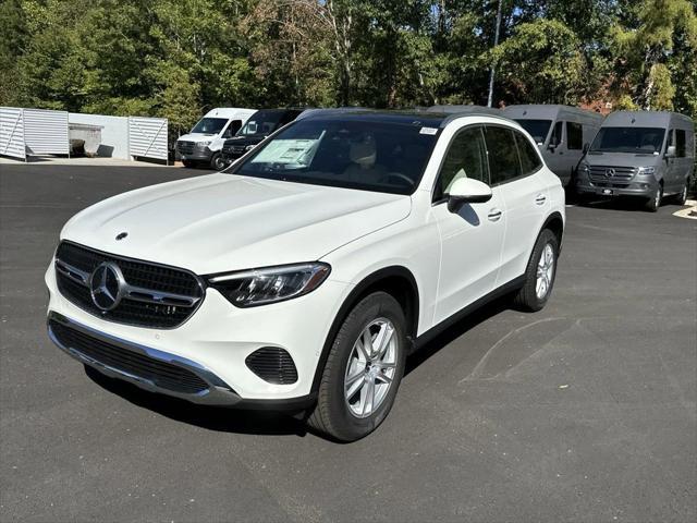 new 2025 Mercedes-Benz GLC 300 car, priced at $54,250