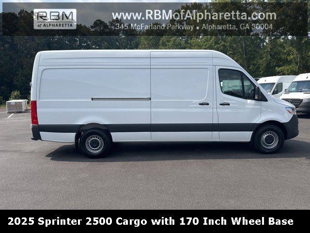 new 2025 Mercedes-Benz Sprinter 2500 car