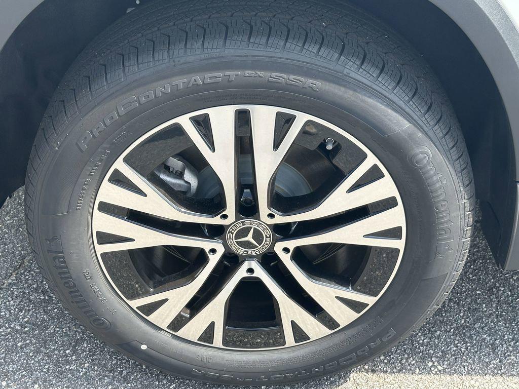 new 2025 Mercedes-Benz GLA 250 car, priced at $48,795
