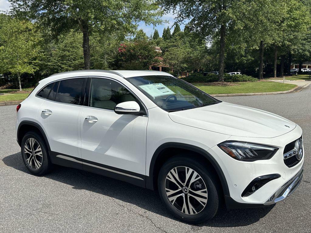 new 2025 Mercedes-Benz GLA 250 car, priced at $48,795
