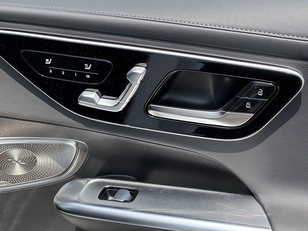 new 2025 Mercedes-Benz GLC 350e car, priced at $69,875