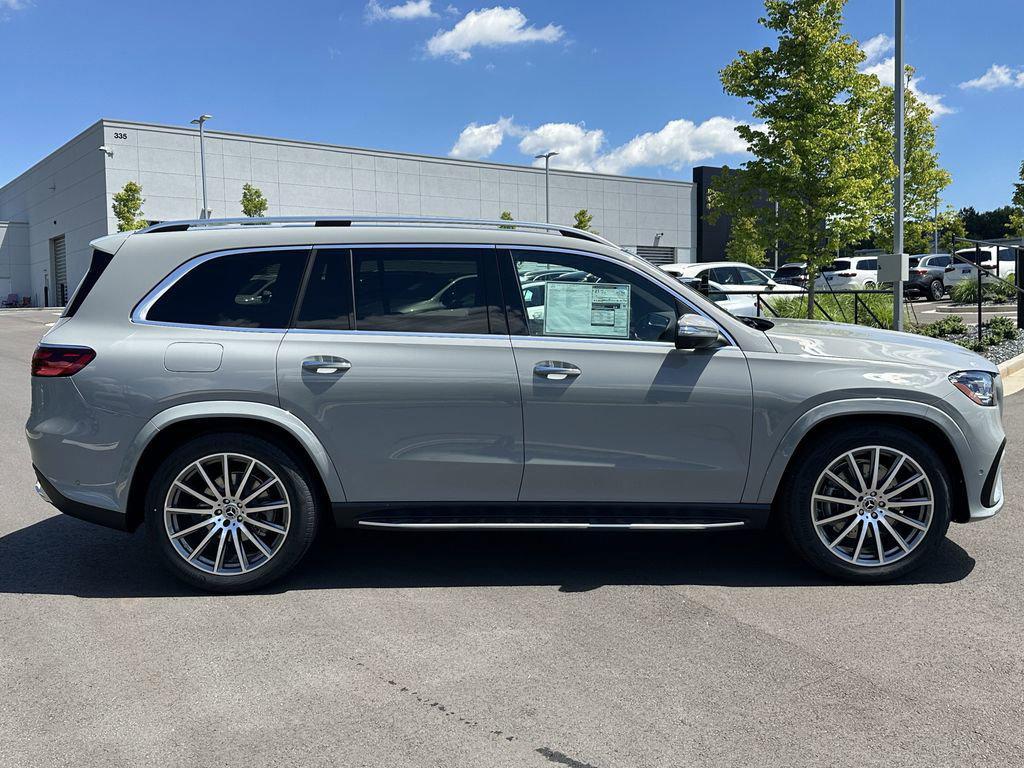new 2025 Mercedes-Benz GLS 450 car, priced at $101,275