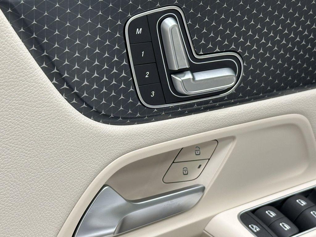 used 2025 Mercedes-Benz GLA 250 car, priced at $39,410