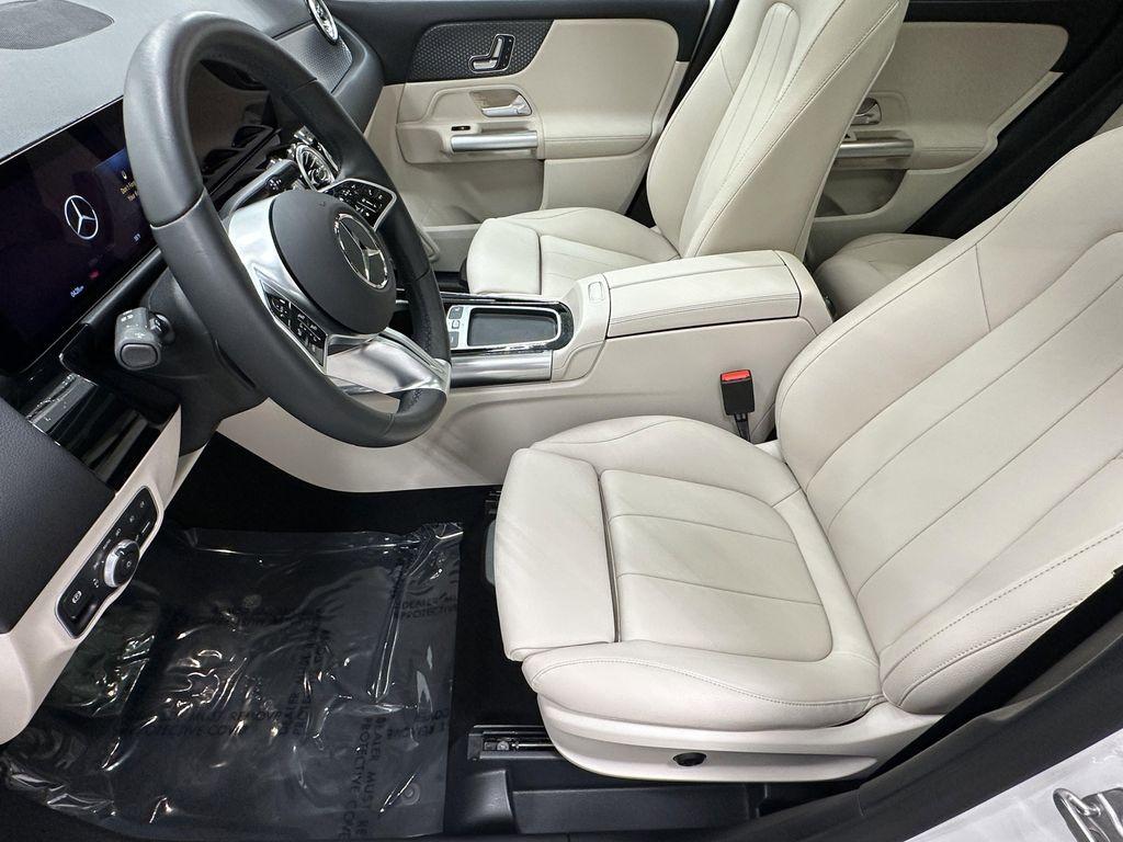 used 2025 Mercedes-Benz GLA 250 car, priced at $39,410