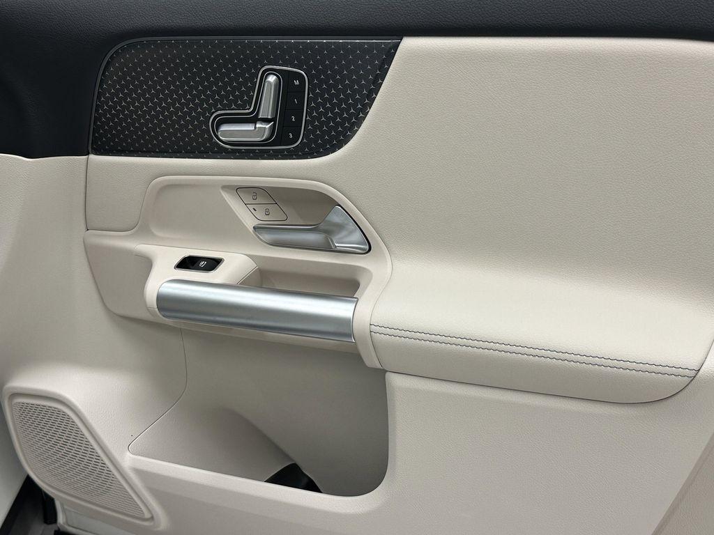 used 2025 Mercedes-Benz GLA 250 car, priced at $39,410