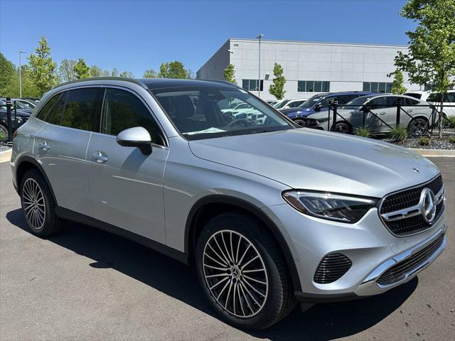 new 2025 Mercedes-Benz GLC 300 car, priced at $58,895
