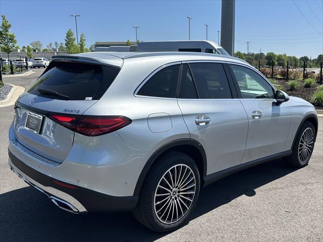 new 2025 Mercedes-Benz GLC 300 car, priced at $58,895