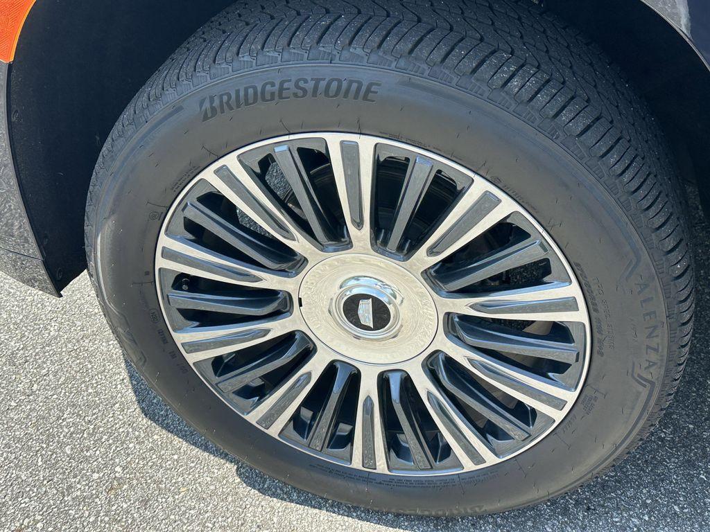used 2021 Cadillac Escalade ESV car, priced at $67,999