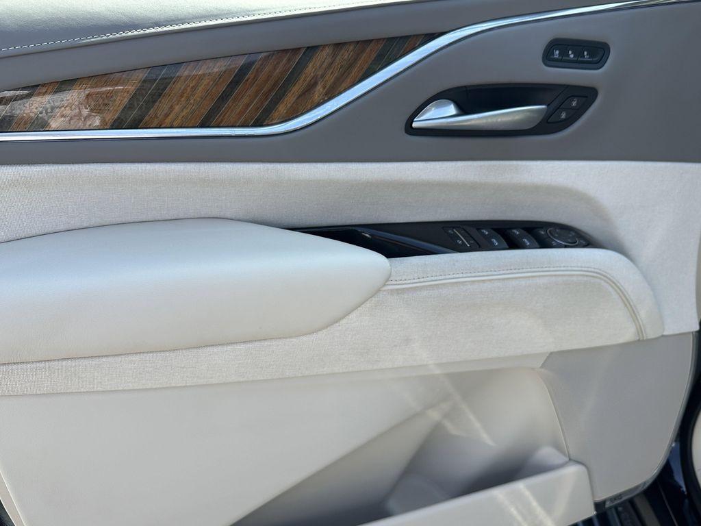 used 2021 Cadillac Escalade ESV car, priced at $67,999