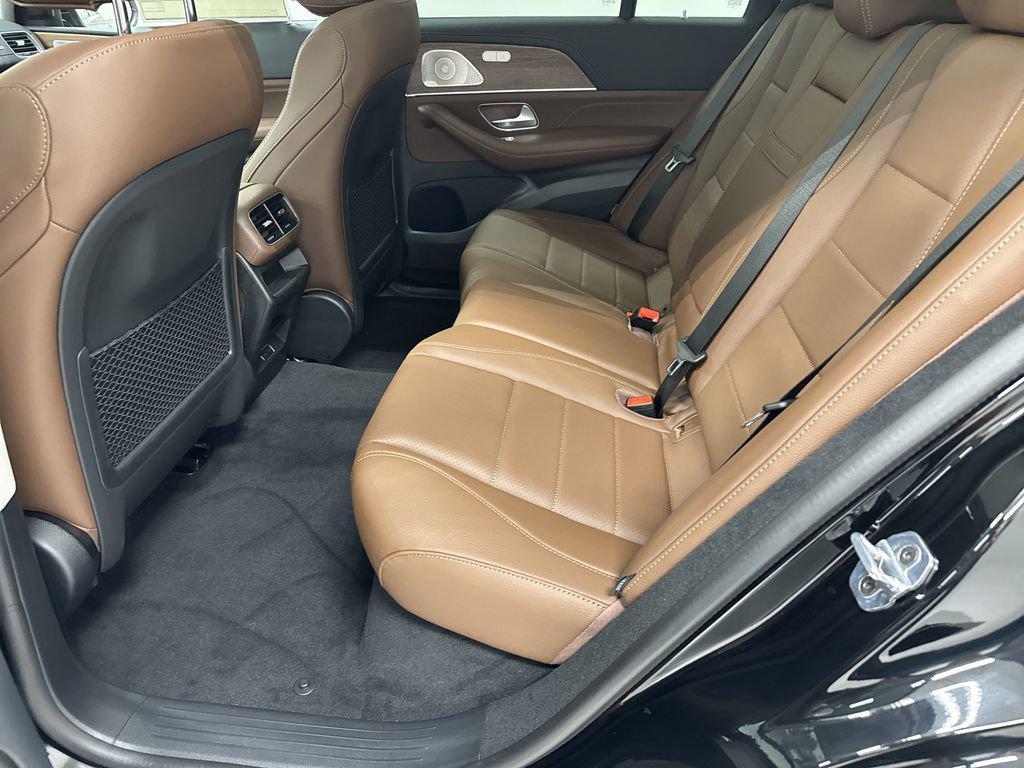 new 2026 Mercedes-Benz GLE 450 car, priced at $81,085