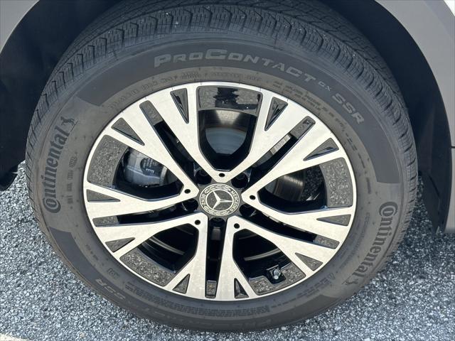 used 2024 Mercedes-Benz GLB 250 car, priced at $44,999