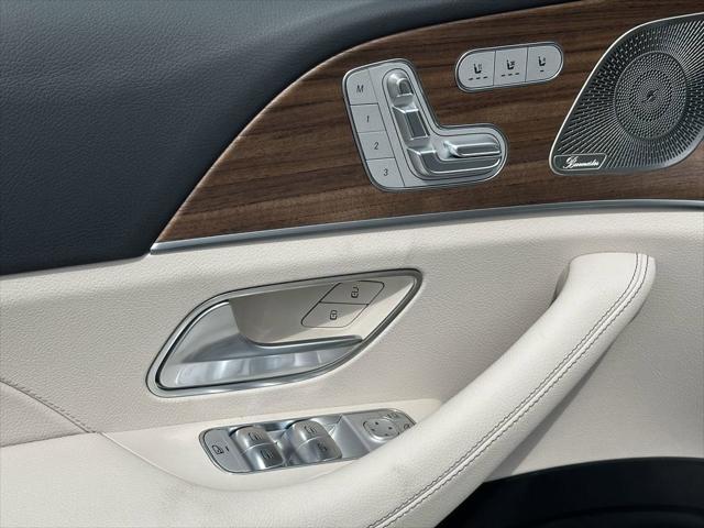 new 2025 Mercedes-Benz GLS 450 car, priced at $102,445