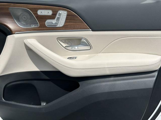 new 2025 Mercedes-Benz GLS 450 car, priced at $102,445