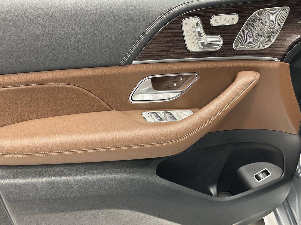 new 2026 Mercedes-Benz GLE 450 car, priced at $81,525