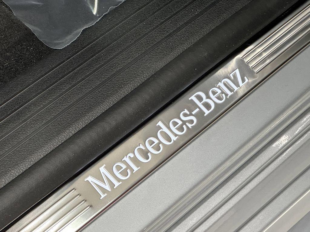 new 2026 Mercedes-Benz GLE 450 car, priced at $81,525