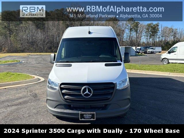 new 2024 Mercedes-Benz Sprinter 3500 car