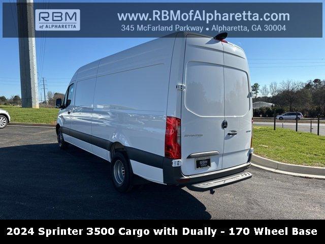 new 2024 Mercedes-Benz Sprinter 3500 car