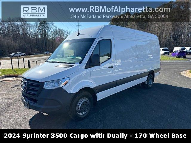 new 2024 Mercedes-Benz Sprinter 3500 car