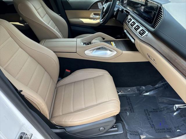 new 2025 Mercedes-Benz GLE 450 car, priced at $87,000