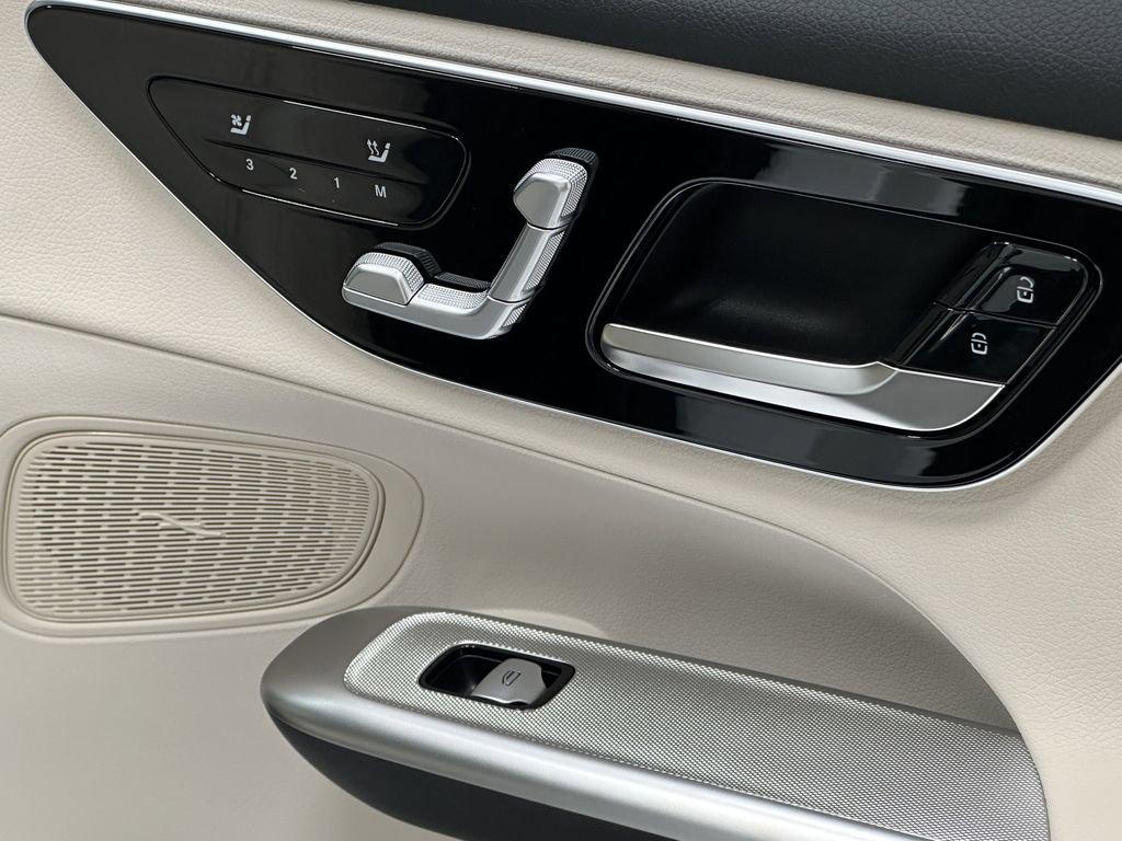 new 2026 Mercedes-Benz GLC 300 car, priced at $53,085