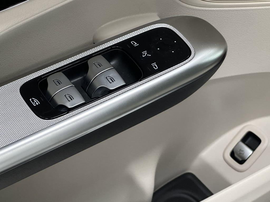 new 2026 Mercedes-Benz GLC 300 car, priced at $53,085