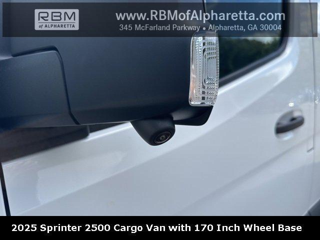new 2025 Mercedes-Benz Sprinter 2500 car