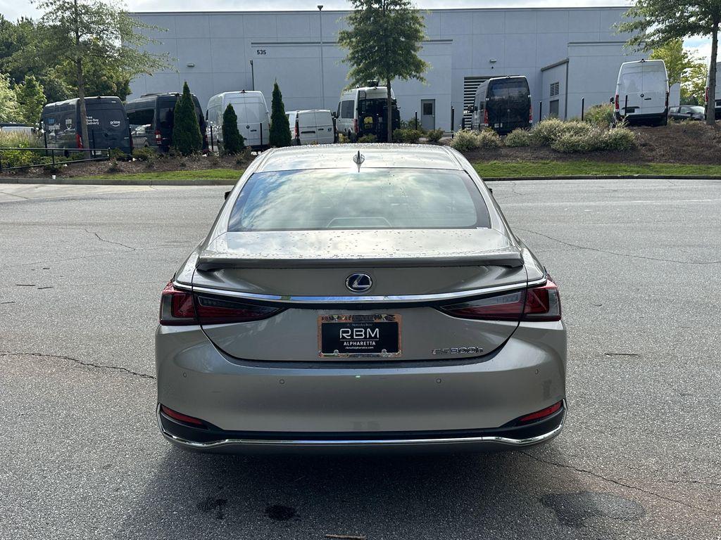 used 2020 Lexus ES 300h car, priced at $32,999