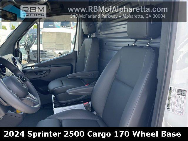 new 2024 Mercedes-Benz Sprinter 2500 car