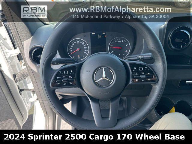 new 2024 Mercedes-Benz Sprinter 2500 car