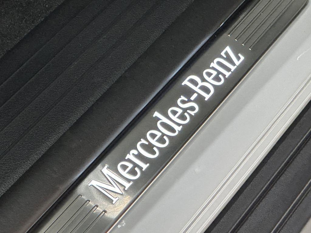 new 2026 Mercedes-Benz GLS 580 car, priced at $125,625