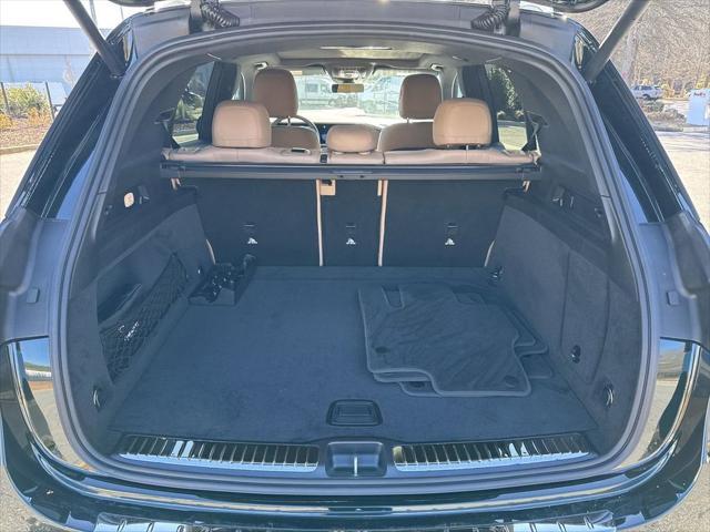 new 2025 Mercedes-Benz GLE 450 car, priced at $80,535