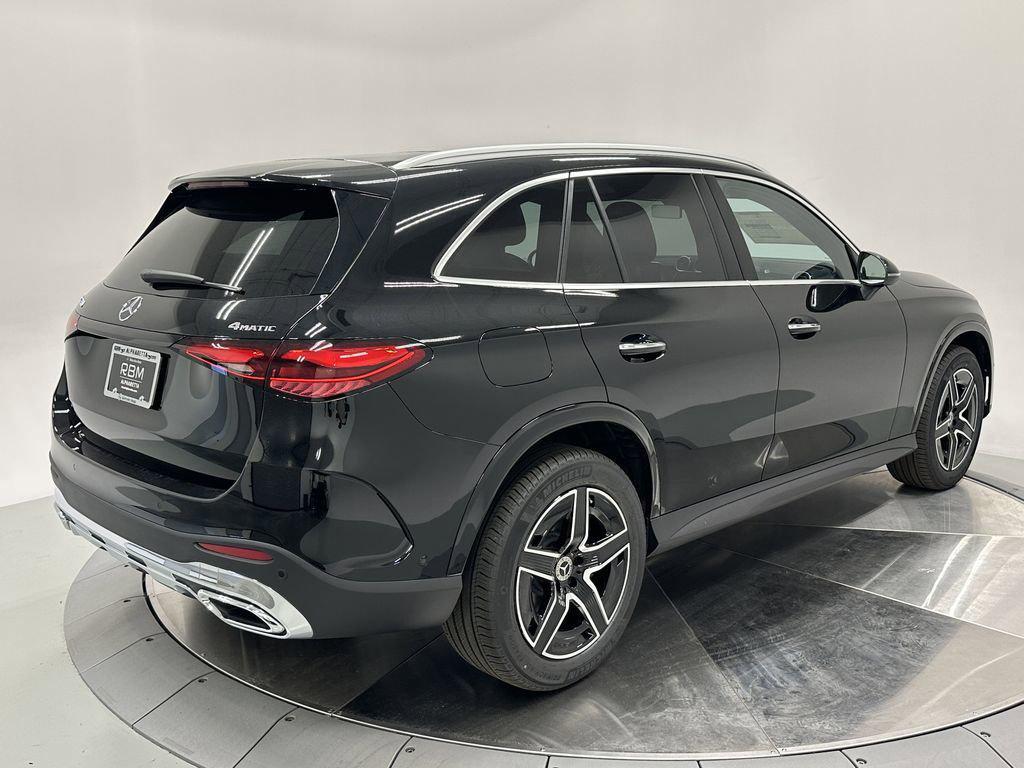 new 2026 Mercedes-Benz GLC 300 car, priced at $58,220